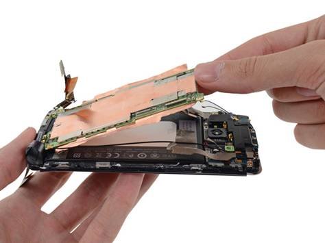 Step 1  HTC One Teardown